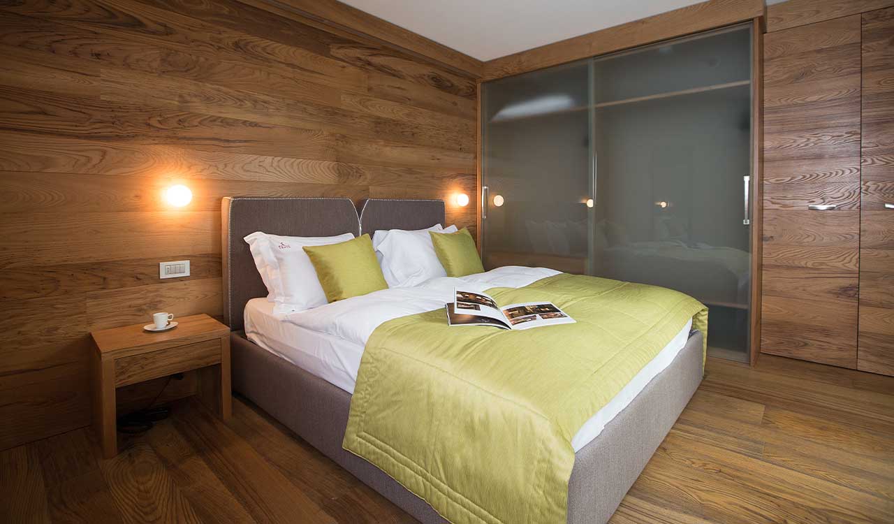exclusive suite 05